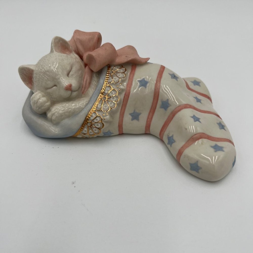 Lenox Retired “Christmas Dreams” Sleeping Cat Figure